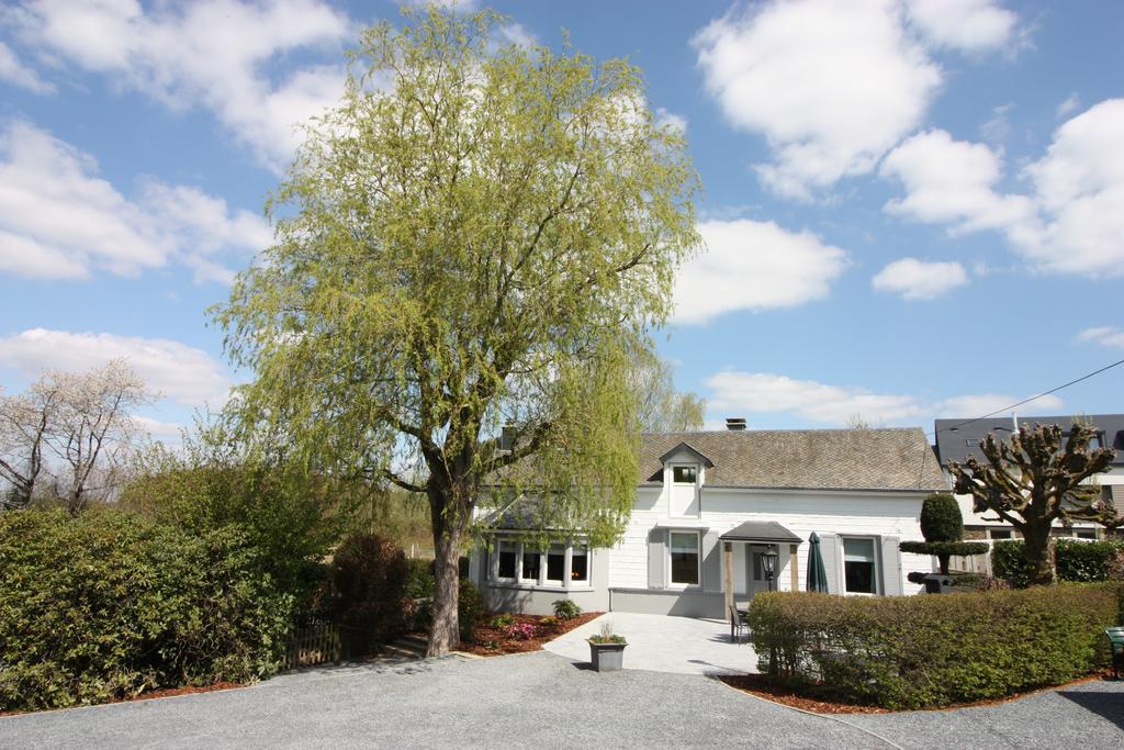 La Petite Maison Maqua Bouillon Exterior foto